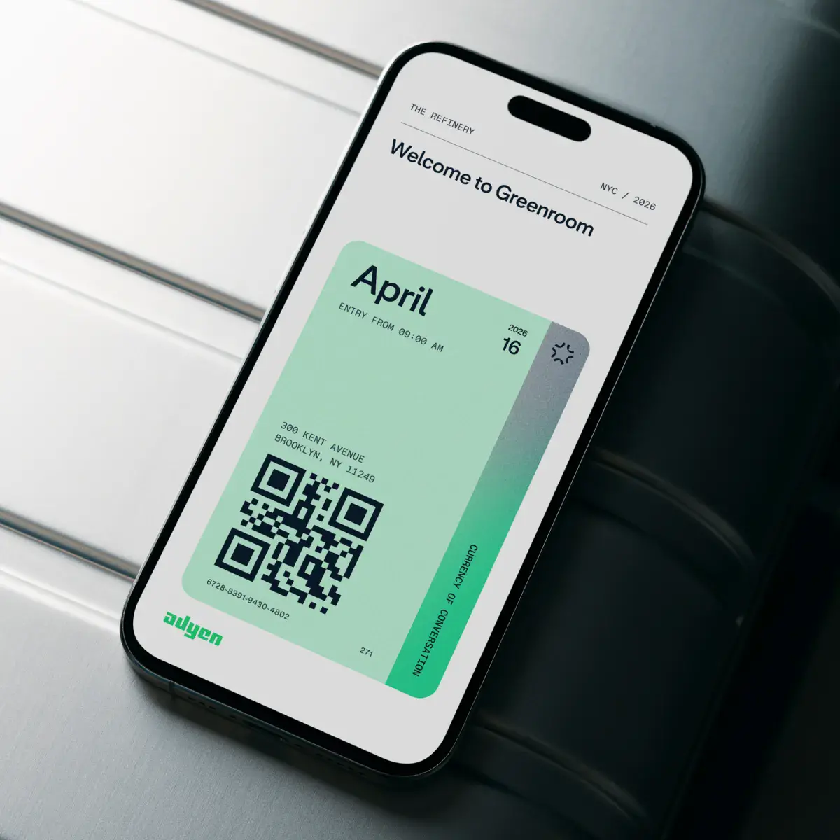 Adyen-Greenroom-QR-phone